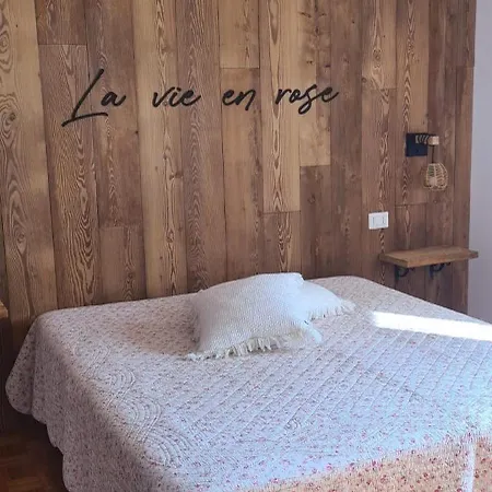 아파트 Le Petit Coin De Lea